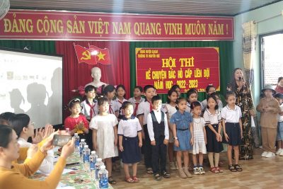 Một số hoạt động chào mừng các ngày lễ trong tháng 3 của học sinh trường tiểu học Nguyễn Huệ